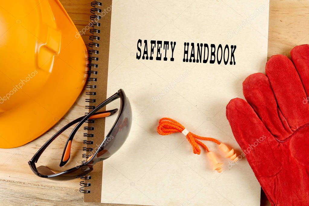 Copertina del Manuale Pratico di Sicurezza sul Lavoro